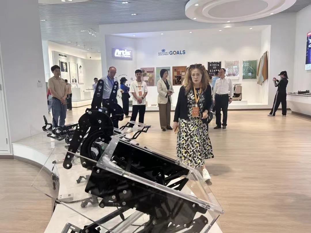 2c3d0ba83fe22f3af621b14679bc54a9.jpg 2c3d0ba83fe22f3af621b14679bc54a9.jpg