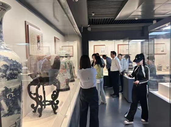 f33aeb24f4fe5e4deae9a253532987aa.jpg f33aeb24f4fe5e4deae9a253532987aa.jpg