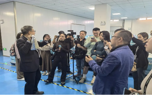 6d539d4ea91f1f8bfa628d27561f5715.png 6d539d4ea91f1f8bfa628d27561f5715.png