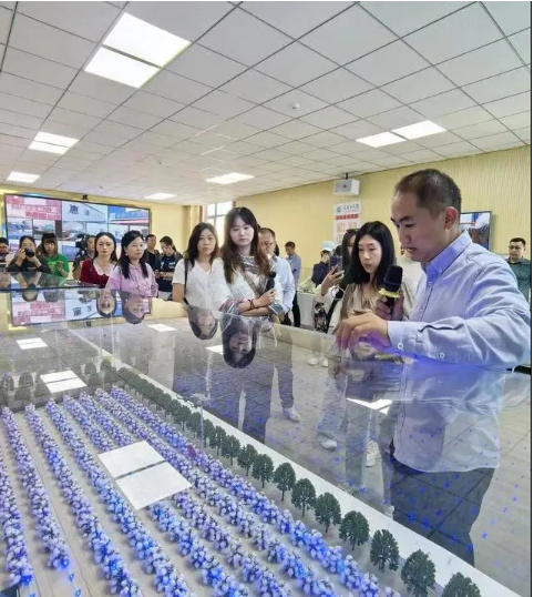 60a3cd63f9bf412ea8cd441d411c3f94.png 60a3cd63f9bf412ea8cd441d411c3f94.png