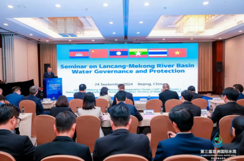 723512ae7f3bde08e575adb0f9c41b97.png 723512ae7f3bde08e575adb0f9c41b97.png