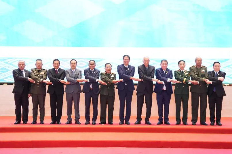 4f4bc02cc1fb6662586f81c220053f82.png 4f4bc02cc1fb6662586f81c220053f82.png