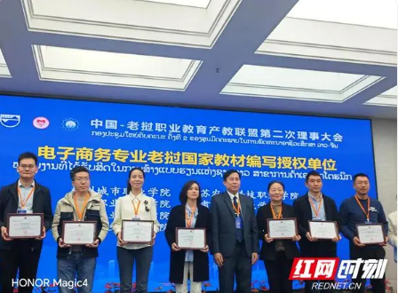 2b4000b3f7392633d6be58a3021b5d95.png 2b4000b3f7392633d6be58a3021b5d95.png