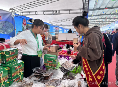 3e79e83301bc75eea09640d16420aad9.png 3e79e83301bc75eea09640d16420aad9.png