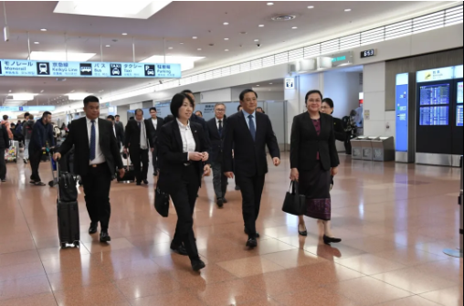 6f64e4a246e39e158a143eea32d5f313.png 6f64e4a246e39e158a143eea32d5f313.png