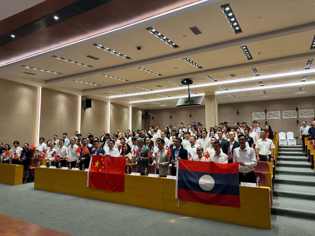 8ff37c358fc467c14f844ec686b7f74e.jpg 8ff37c358fc467c14f844ec686b7f74e.jpg