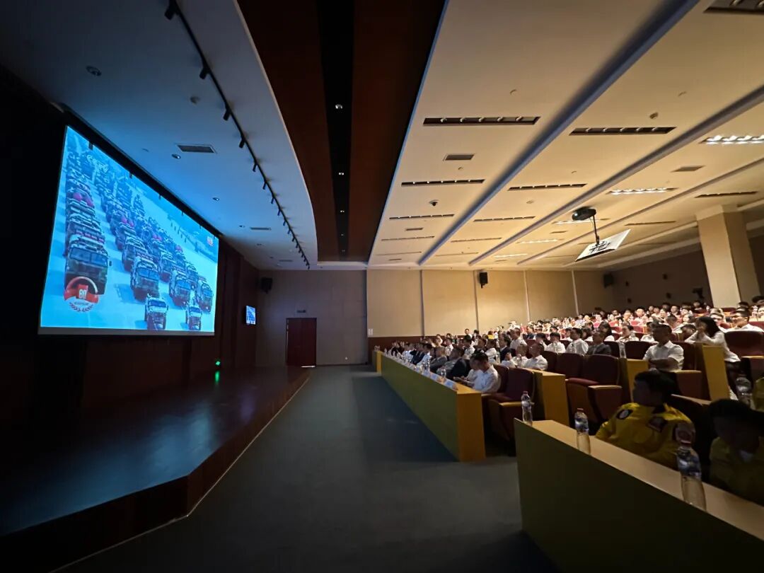 b2c03df189b33710165da9dc274678d1.jpg b2c03df189b33710165da9dc274678d1.jpg