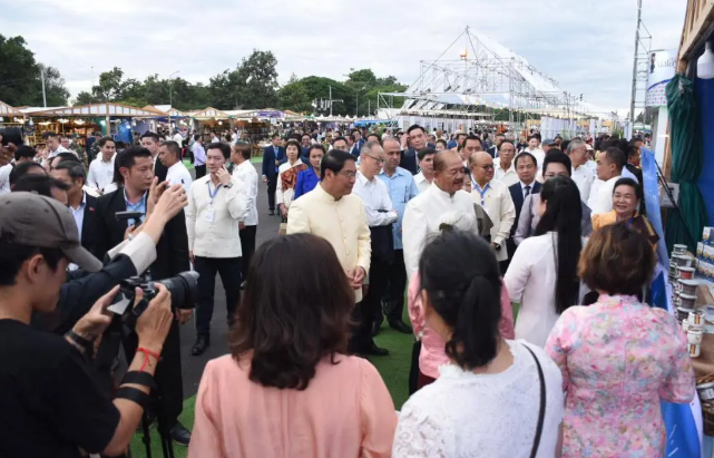 44f3da2c1cce96bd8394a923b573dedc.png 44f3da2c1cce96bd8394a923b573dedc.png